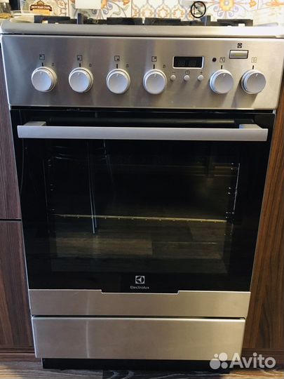 Плита газовая с электрической духовкой