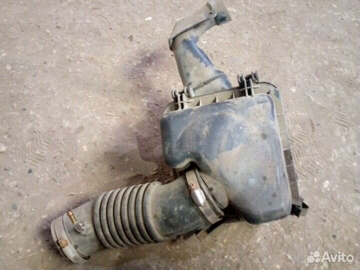 Корпус воздушного фильтра Geely MK