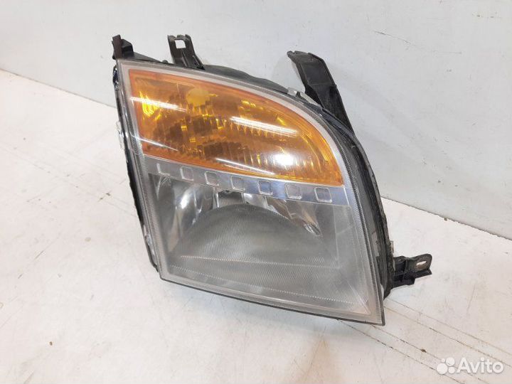 Фара передняя правая Ford Fusion 1 2005-2012