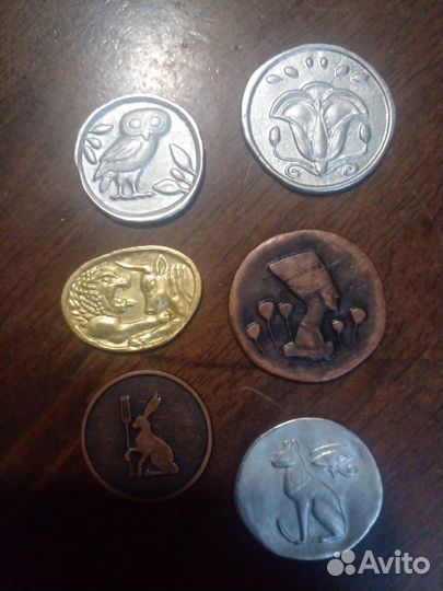 Монеты магнит