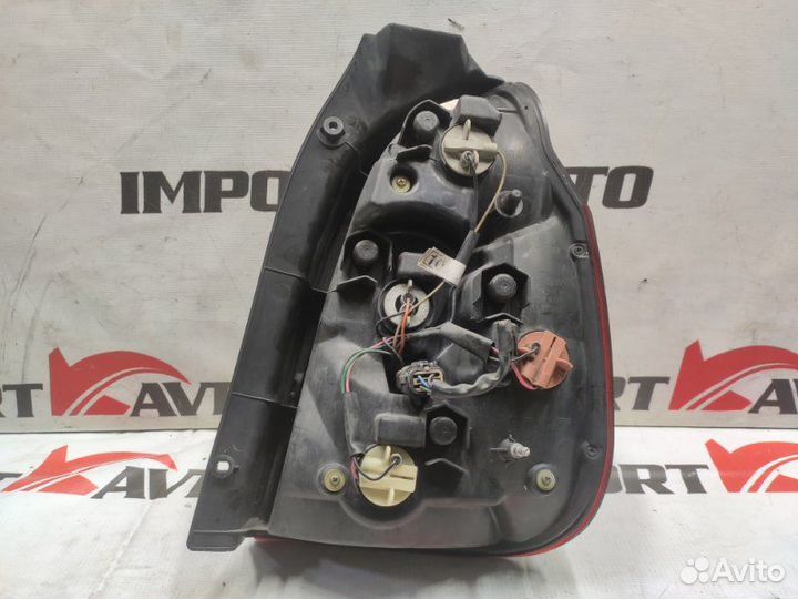 Стоп-сигнал левый Hyundai Terracan HP D4BH