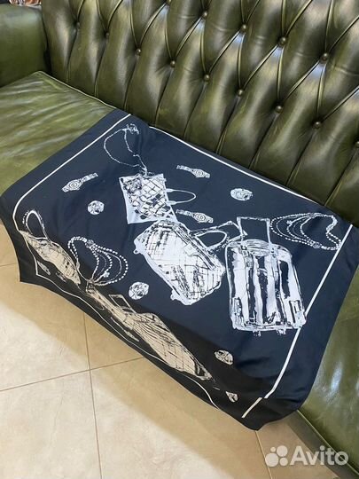 Шелковый платок chanel 90 см