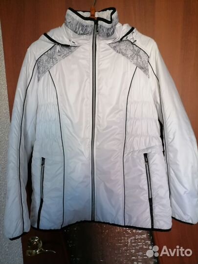 Куртка демисезонная женская размер 52, 54