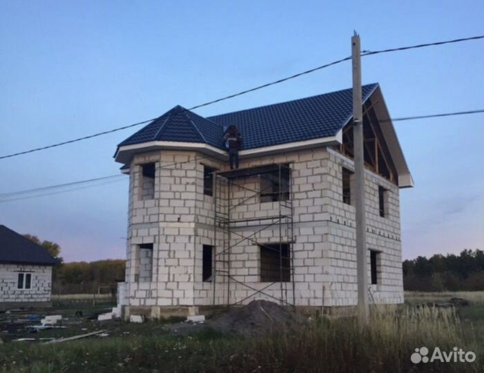 Бригада строителей