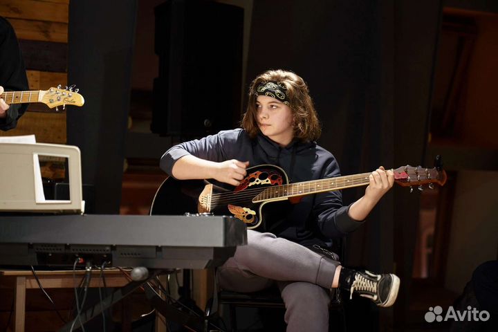 Обучение игре на электрогитаре