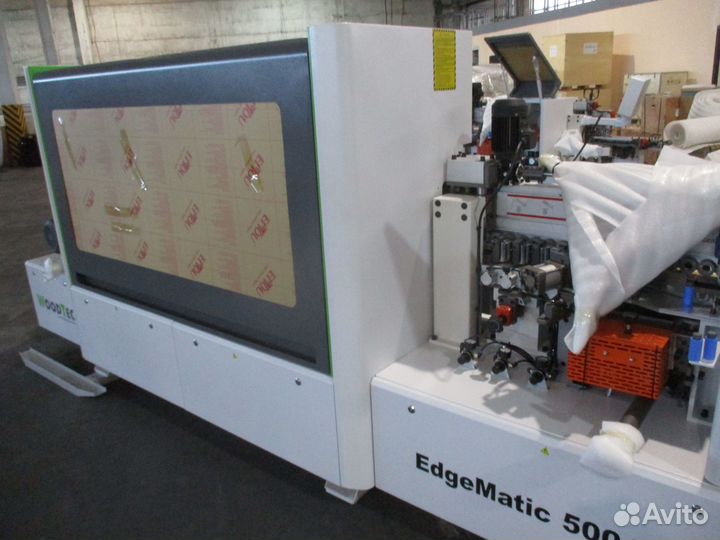 Кромкооблицовочный станок EdgeMatic 500 PRO