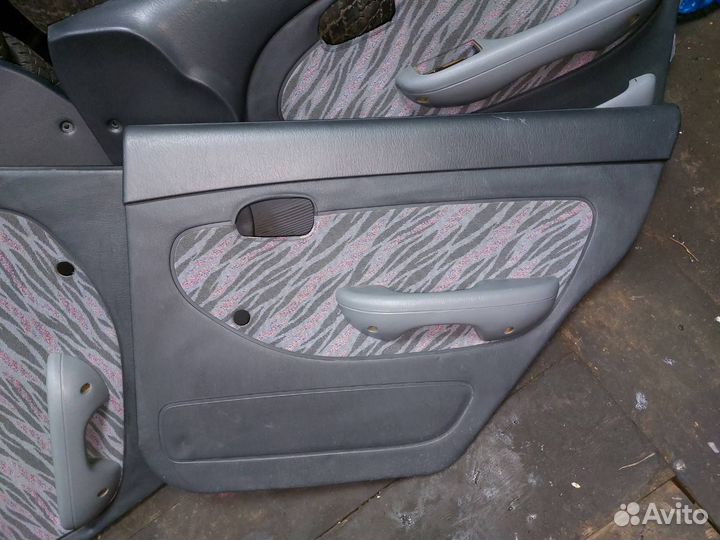 Дверные карты Kia Clarus 2