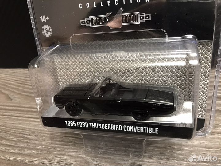 Greenlight 1/64 Ford Thunderbird Convertible 1965