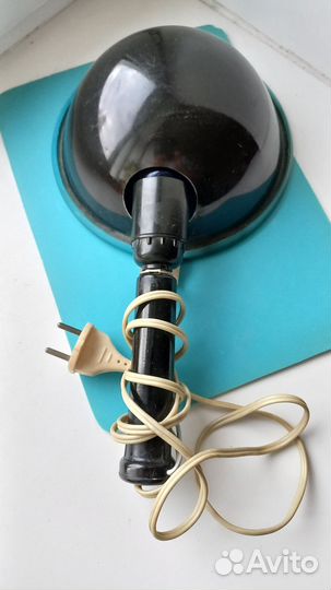 Синяя лампа рефлектор минина