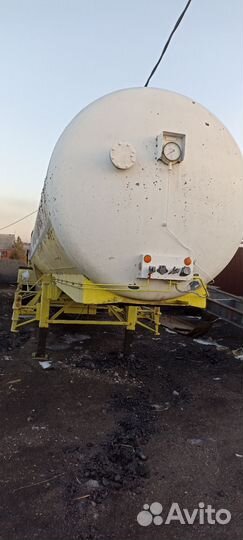 Цистерна криогенная для перевозки кислорода. Азота