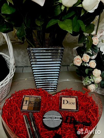 Косметика Dior