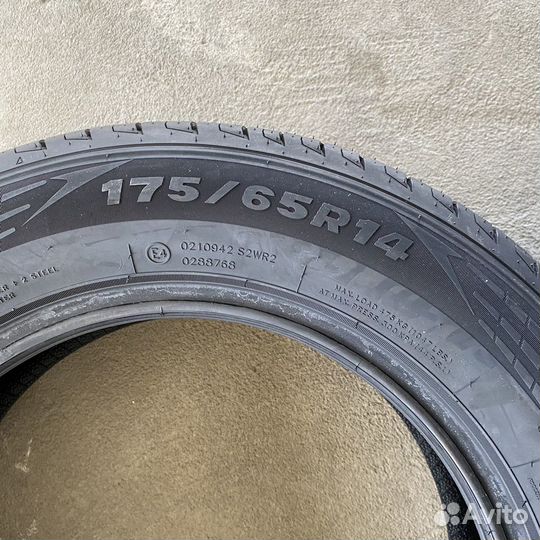 Tracmax X-Privilo TX5 175/65 R14 82H