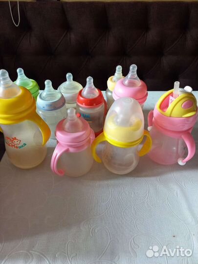Поильник и бутылочки