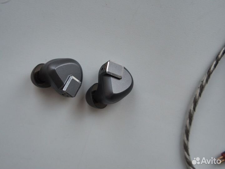 Наушники Letshuoer S12 с кабелем 4.4