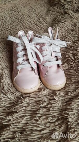 Детская обувь на девочку