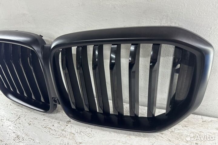 Решетка радиатора с подсветкой BMW X5 G05 LCI