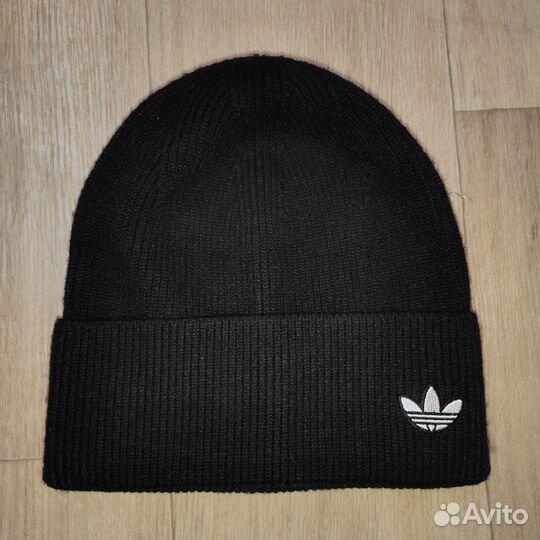 Шапка зимняя женская новая