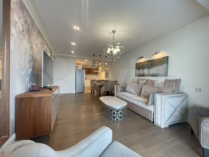 3-к. апартаменты, 130 м², 17/27 эт.