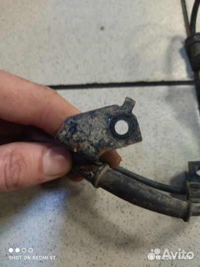 Датчик abs передний правый Kia Picanto