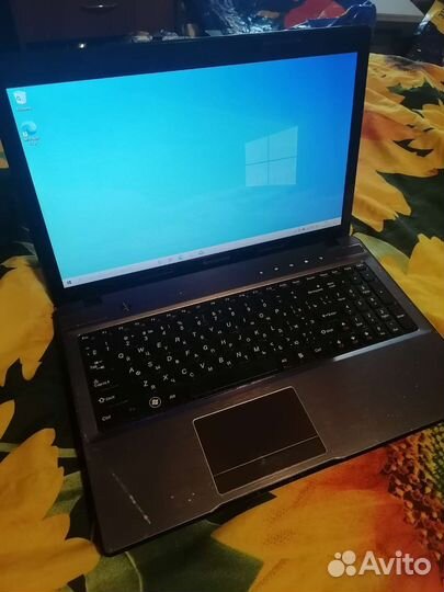 Lenovo z575