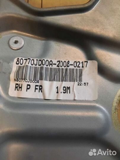 Стеклоподъемник передний правый Nissan Qashqai J10