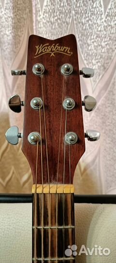 Электроакустическая гитара Washburn