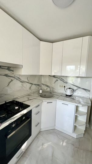 2-к. квартира, 48 м², 3/5 эт.