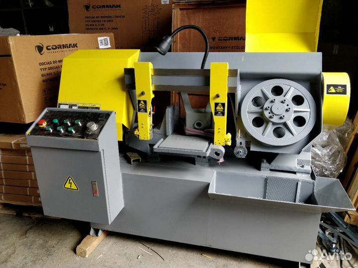 Ленточнопильный станок Полуавтоматический