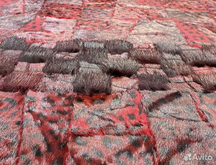 Ковер из натуральных шкур с мехом