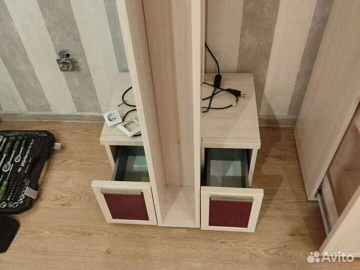 Шкаф бу с полками