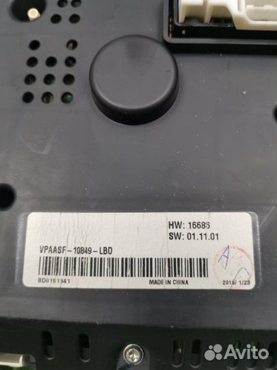 Панель приборов Nissan Qashqai 1.6 HR16DE 2012