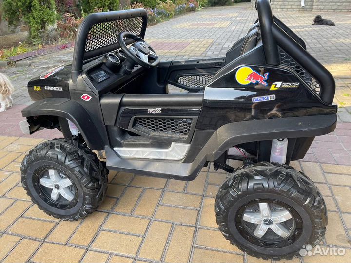 Детский электромобиль Mercedes-Benz Unimog