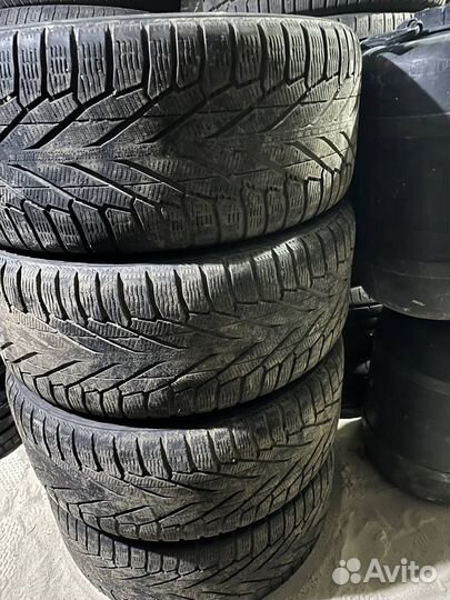 Accelera 651 Sport 275/45 R20