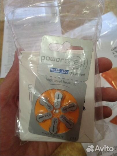 Слуховой аппарат новый