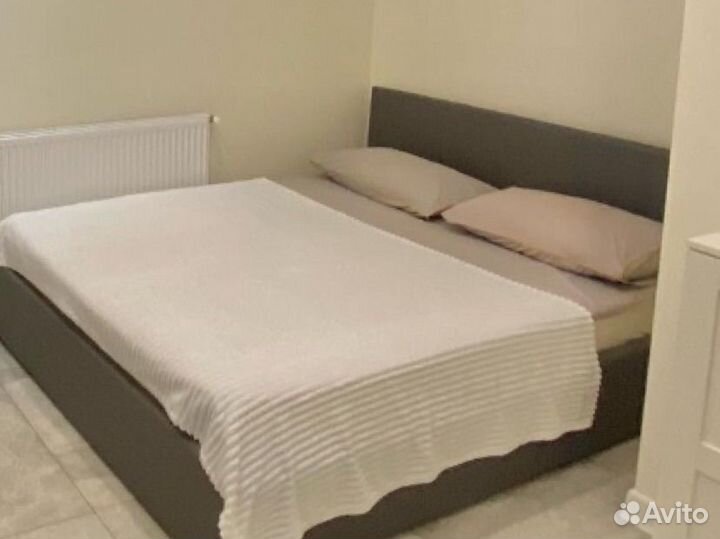 Матрац 140 на 200 бу