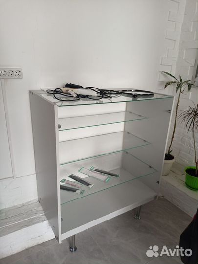 Ветрины и полки