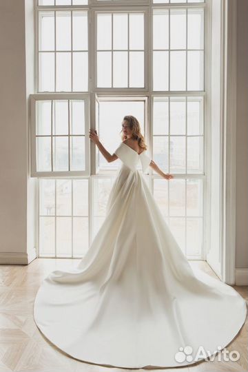 Новое свадебное платье Eva Lendel Dana