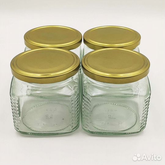 Банка стеклянная квадрат