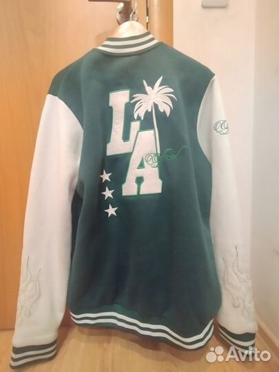 Бомбер boohooMAN La