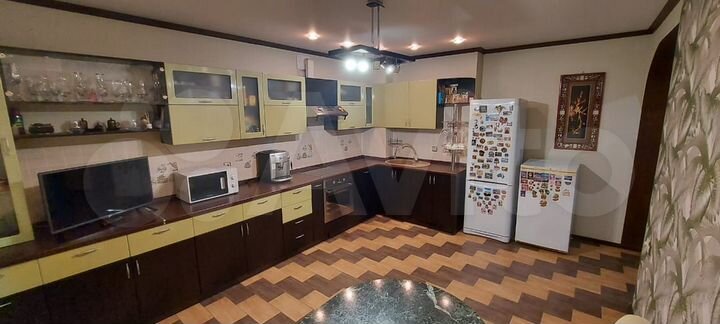 3-к. квартира, 86 м², 2/15 эт.