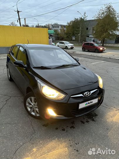 Hyundai Solaris 1.4 AT, 2012, 112 000 км