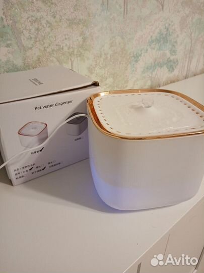 Фонтан поилка для кошек
