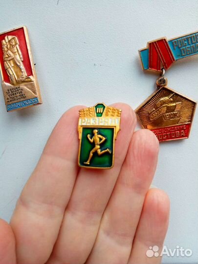 Значки СССР