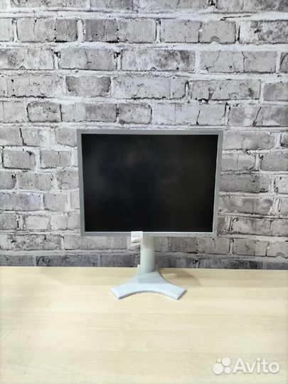 Монитор поворотный 21