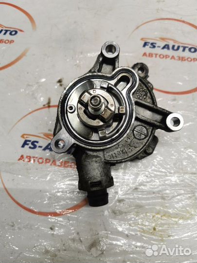 Вакуумный насос тормозов Volvo V60 2.0 дизель