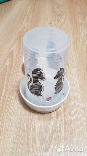 Поилка-кормушка для кошек и собак