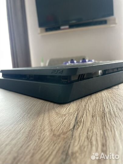 Sony PS4 slim 1tb