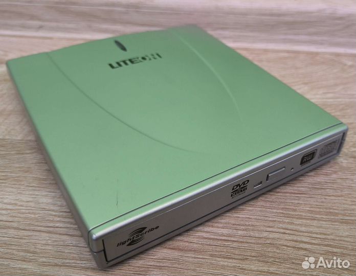 Внешние пишущие USB DVD приводы