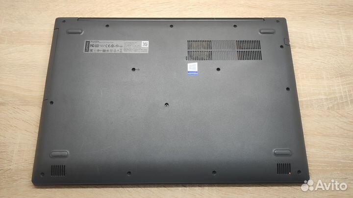 Ноутбук Lenovo Ideapad 330-17ast