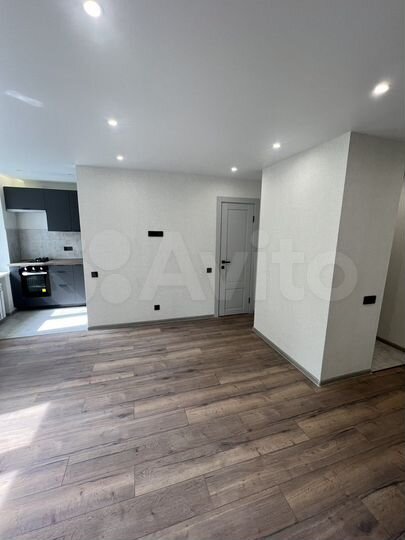 3-к. квартира, 55 м², 2/5 эт.